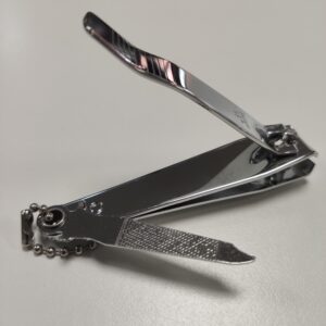 ALICATE CORTA UÑAS GRANDE TRIM